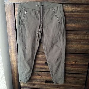 Athleta Trekkie North Jogger